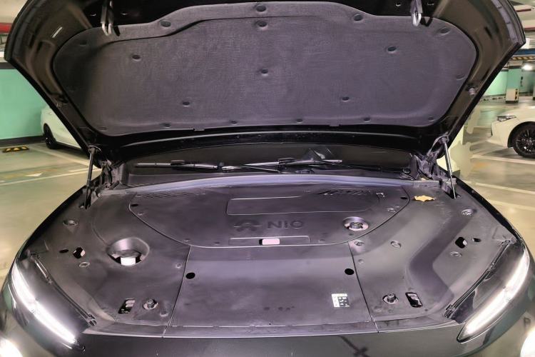 Used Nio ES8 2023 75 kWh Executive Edition Engine Bay