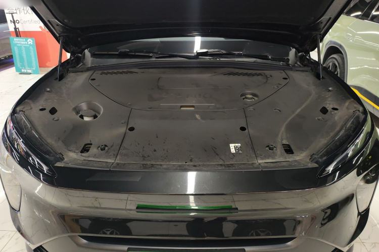 Used Nio ES8 2023 100kWh Signature Edition Engine Bay