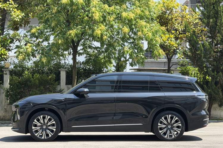 Used Nio ES8 2023 75 kWh Exterior 2