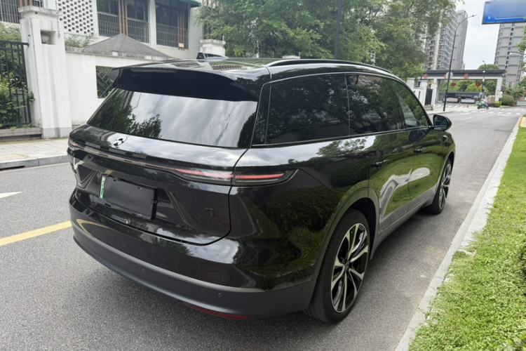 Used Nio ES8 2023 100kWh Signature Edition Exterior 3