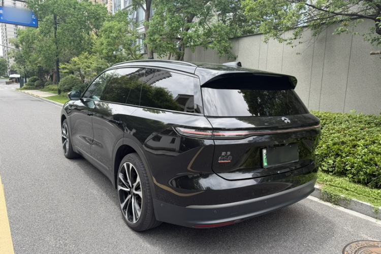 Used Nio ES8 2023 100kWh Signature Edition Exterior 4