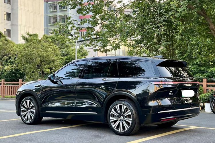 Used Nio ES8 2023 75 kWh Executive Edition Exterior 7