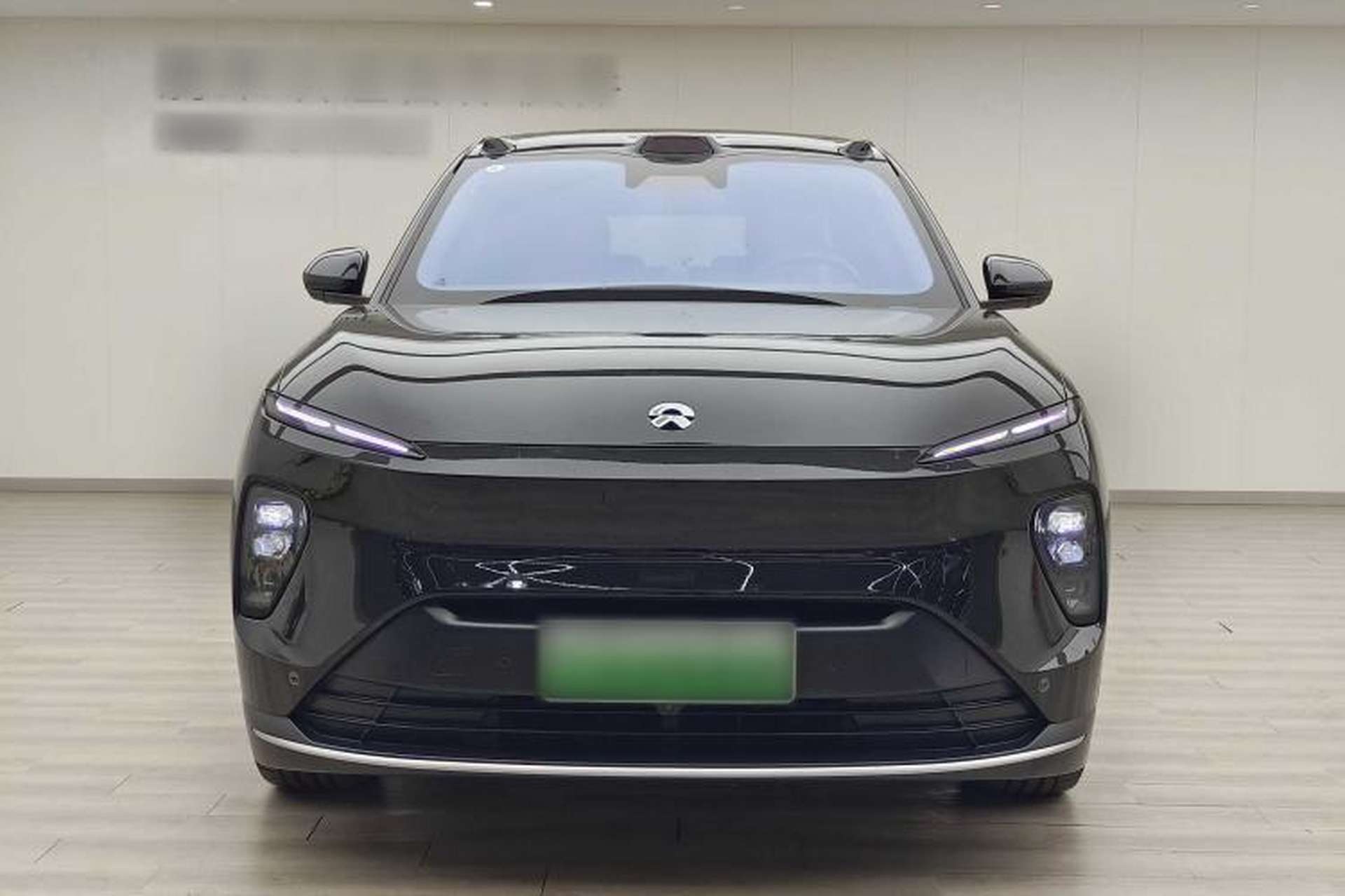 Used Nio ES8 2023 75 kWh Executive Edition Front