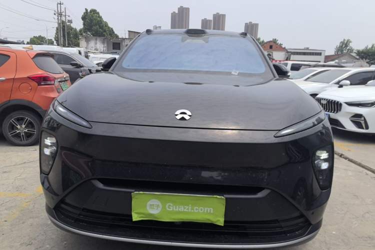 Used Nio ES8 2023 75 kWh Front