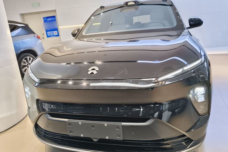 Used Nio ES8 2023 100kWh Front