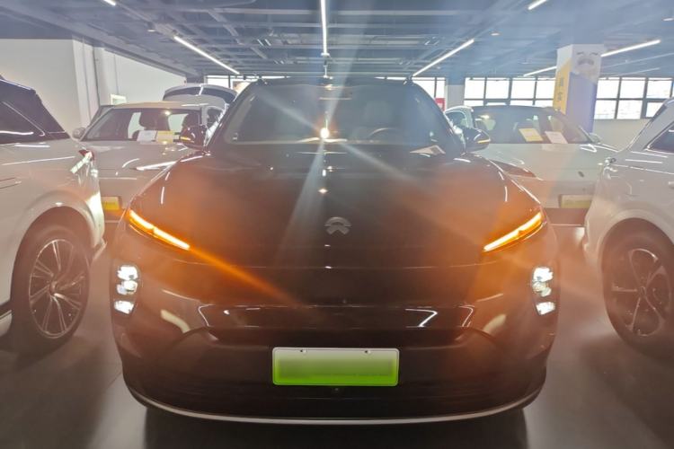 Used Nio ES8 2023 75 kWh Executive Edition Front