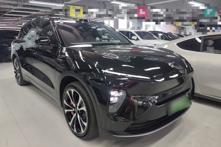 Used Nio ES8 2023 100kWh Front Right 45 Deg
