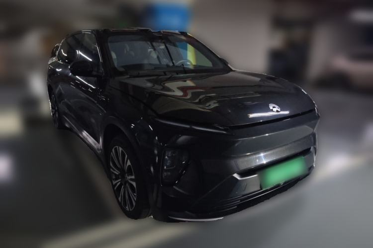 Used Nio ES8 2023 75 kWh Front Right 45 Deg