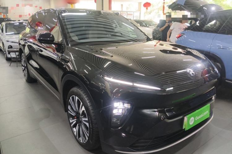 Used Nio ES8 2023 100kWh Executive Edition Front Right 45 Deg