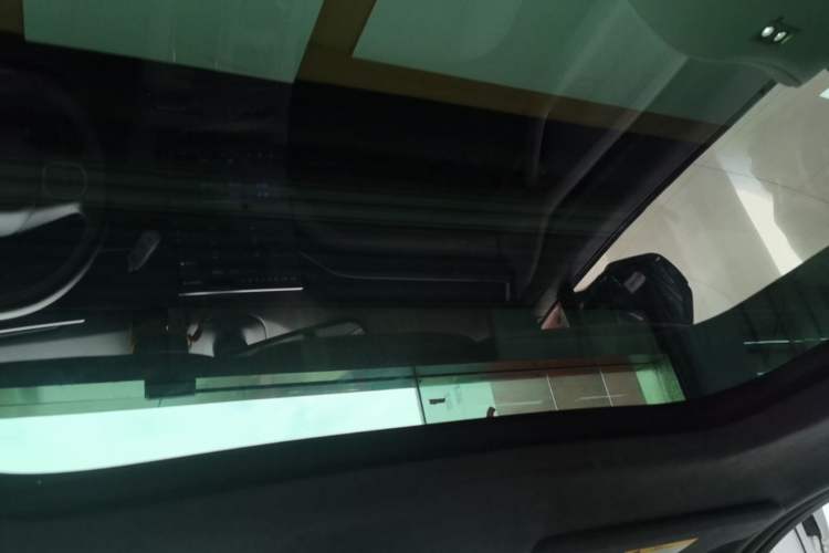 Used Nio ES8 2023 75 kWh Executive Edition Headliner