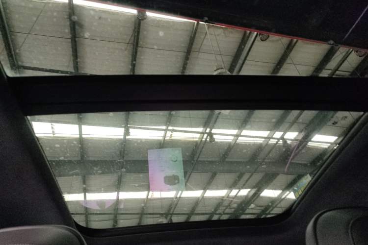 Used Nio ES8 2023 75 kWh Headliner