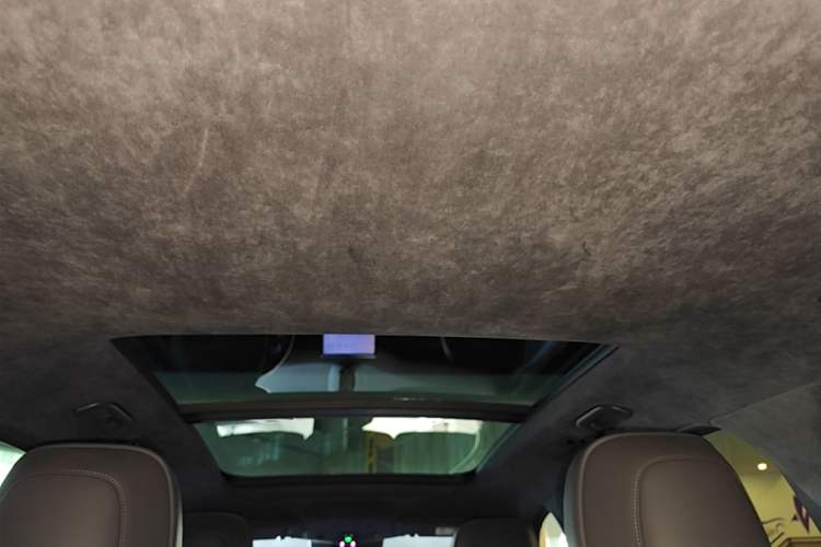 Used Nio ES8 2023 75 kWh Headliner