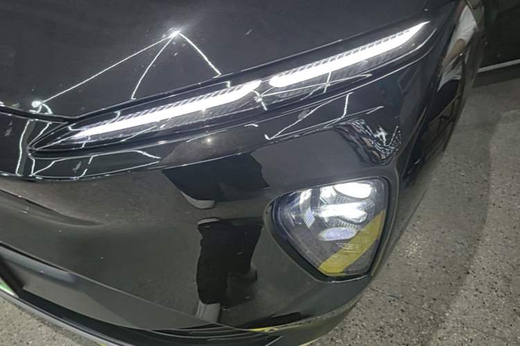 Used Nio ES8 2023 75 kWh Executive Edition Left Front Headlight
