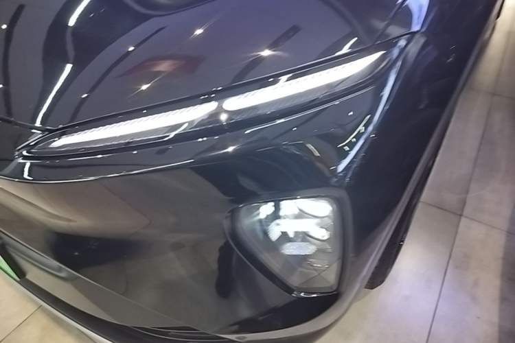 Used Nio ES8 2023 75 kWh Left Front Headlight