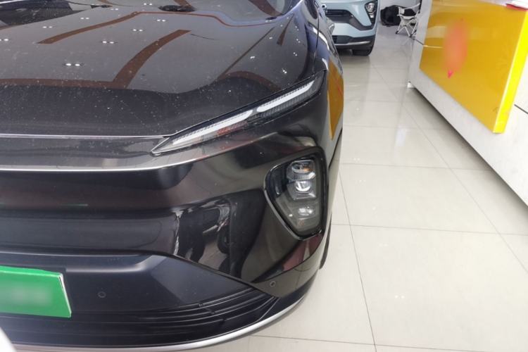 Used Nio ES8 2023 75 kWh Executive Edition Left Front Headlight