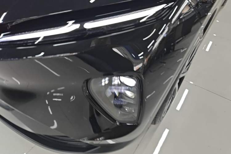 Used Nio ES8 2023 100kWh Signature Edition Left Front Headlight