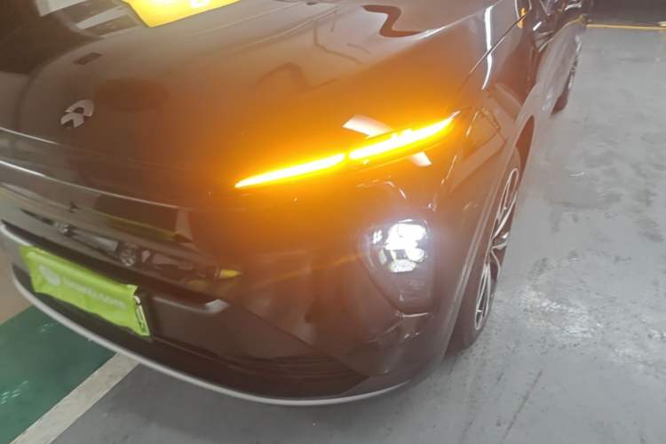 Used Nio ES8 2023 100kWh Signature Edition Left Front Headlight