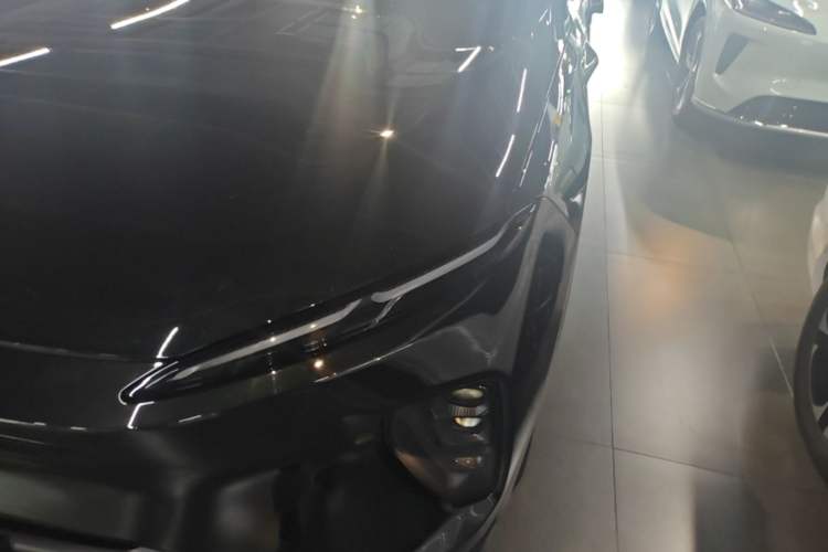 Used Nio ES8 2023 75 kWh Executive Edition Left Front Headlight