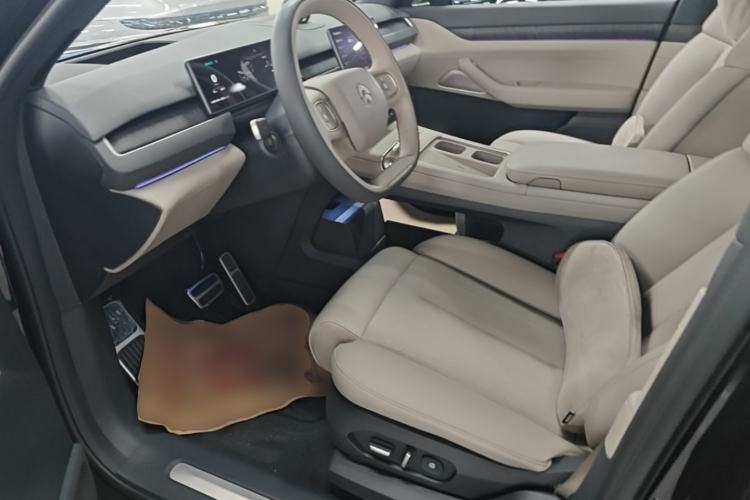 Used Nio ES8 2023 100kWh Signature Edition Left Front Seat