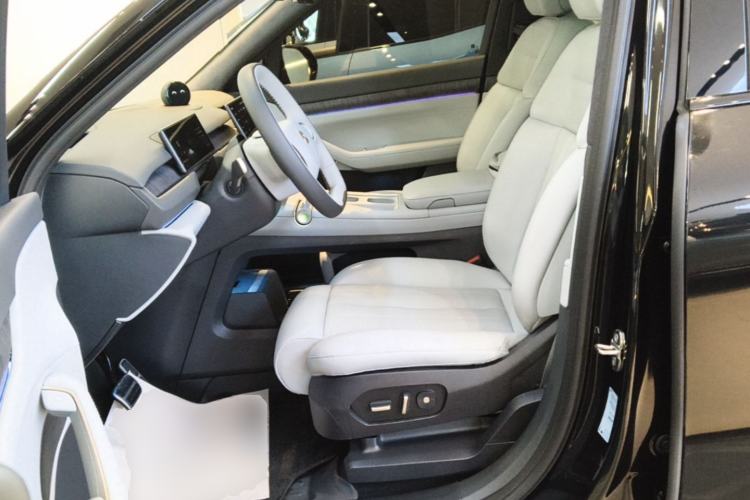Used Nio ES8 2023 100kWh Left Front Seat