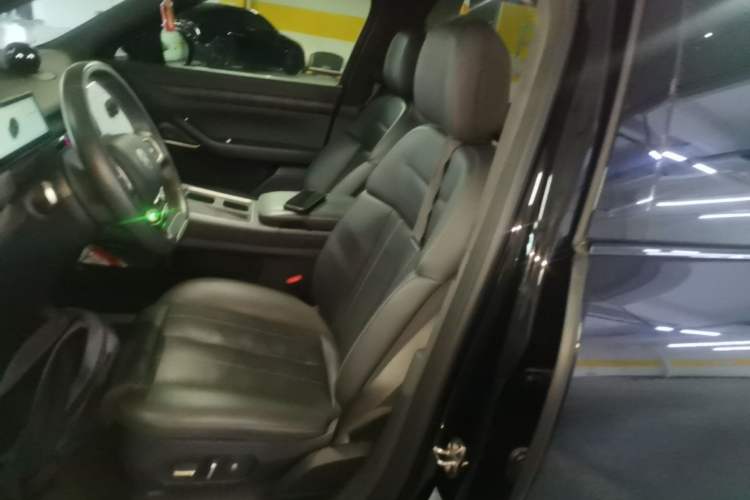 Used Nio ES8 2023 75 kWh Executive Edition Left Front Seat
