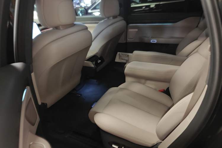 Used Nio ES8 2023 75 kWh Left Rear Seat