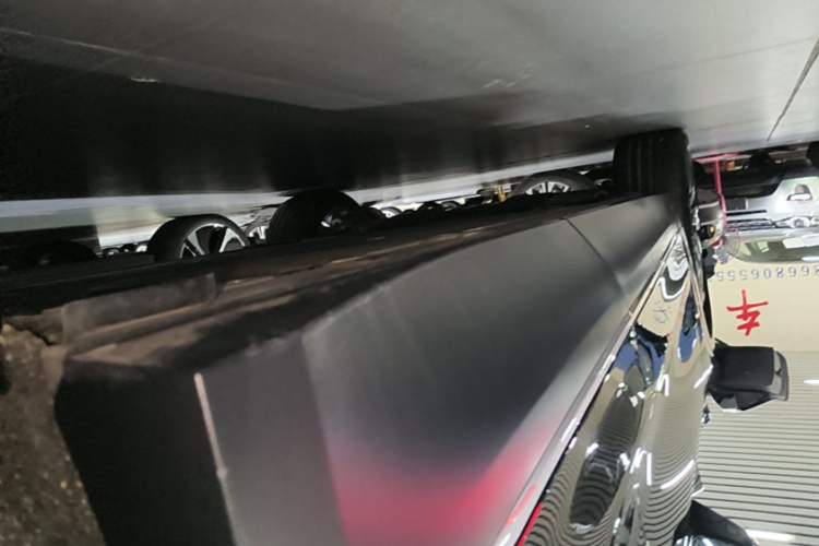 Used Nio ES8 2023 100kWh Executive Edition Left Side Sill
