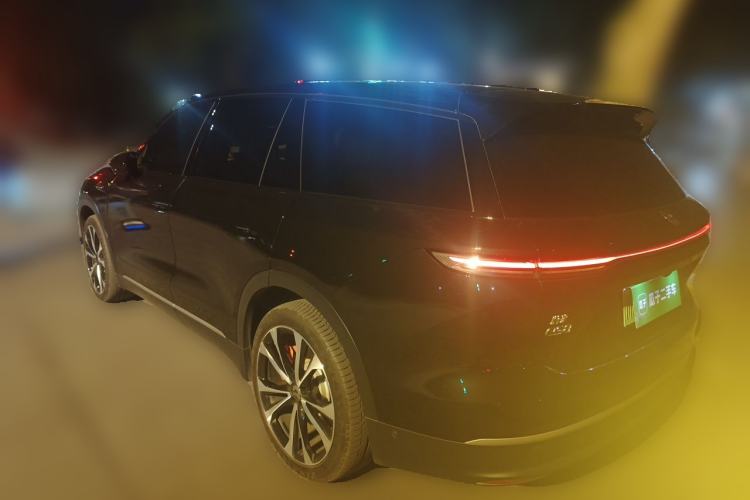 Used Nio ES8 2023 75 kWh Executive Edition Rear Left 45 Deg