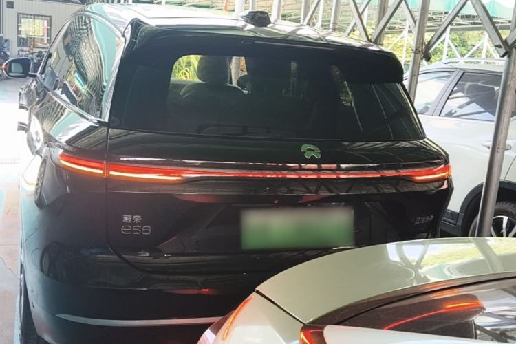 Used Nio ES8 2023 75 kWh Executive Edition Rear