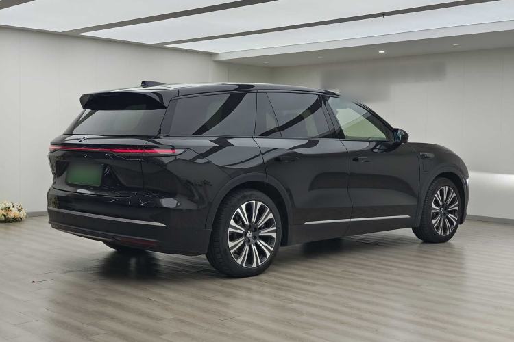 Used Nio ES8 2023 75 kWh Executive Edition Rear Right 45 Deg