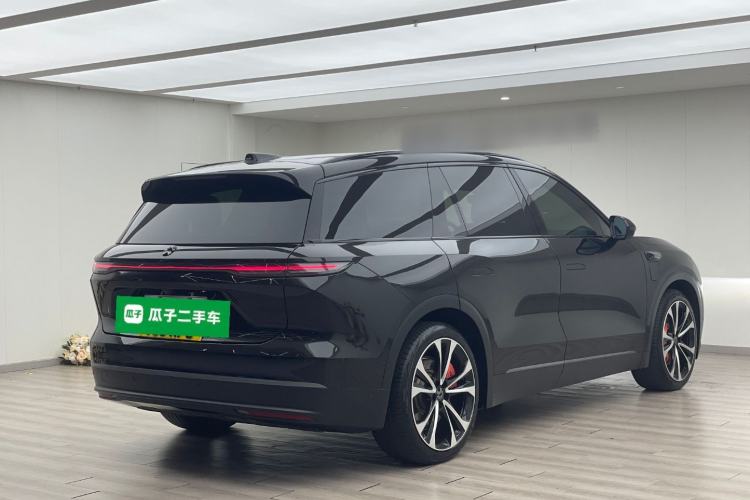 Used Nio ES8 2023 75 kWh Executive Edition Rear Right 45 Deg