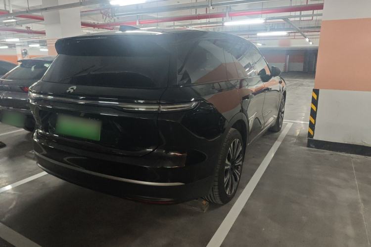 Used Nio ES8 2023 75 kWh Executive Edition Rear Right 45 Deg
