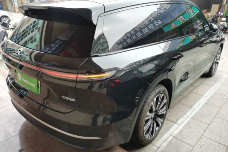 Used Nio ES8 2023 75 kWh Executive Edition Rear Right 45 Deg