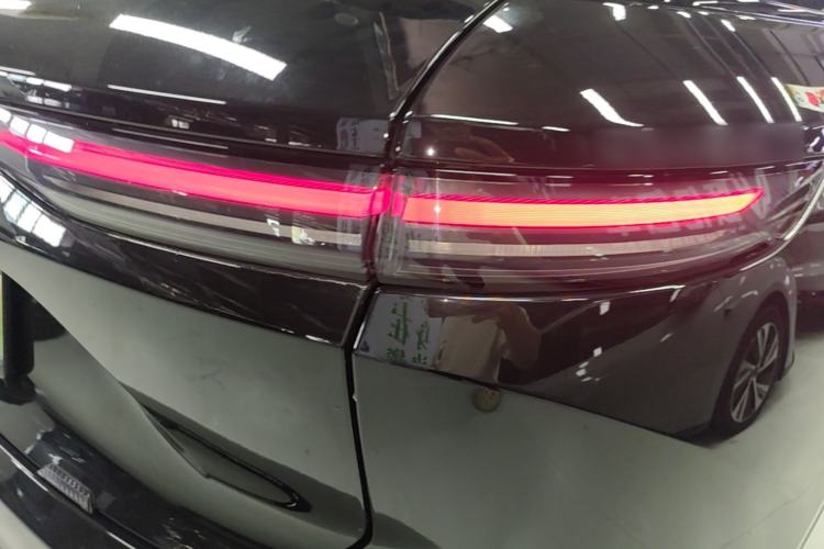 Used Nio ES8 2023 100kWh Right Rear Taillight