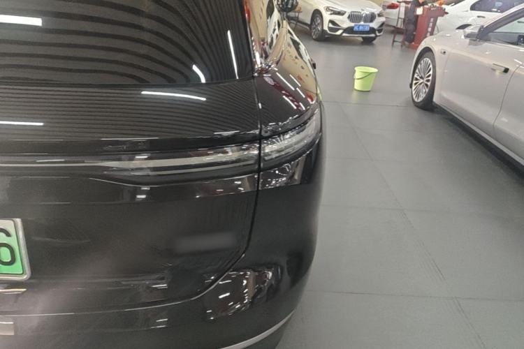 Used Nio ES8 2023 75 kWh Executive Edition Right Rear Taillight