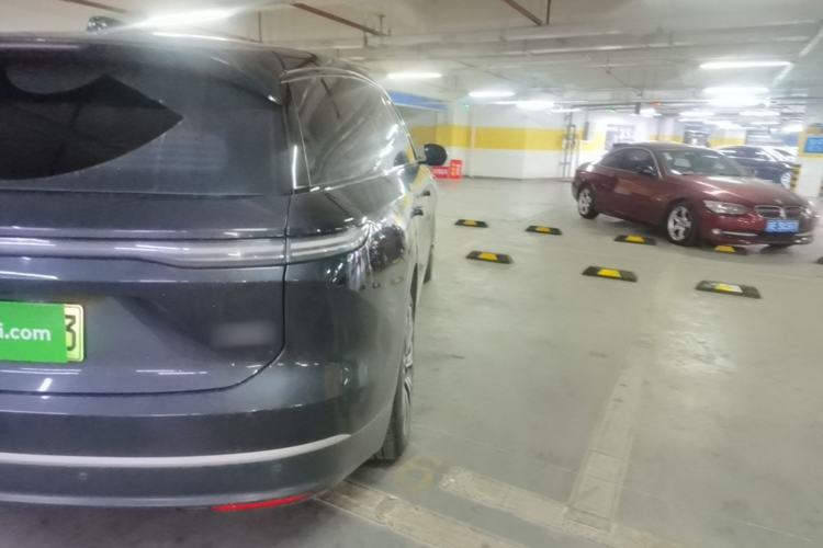 Used Nio ES8 2023 75 kWh Executive Edition Right Rear Taillight