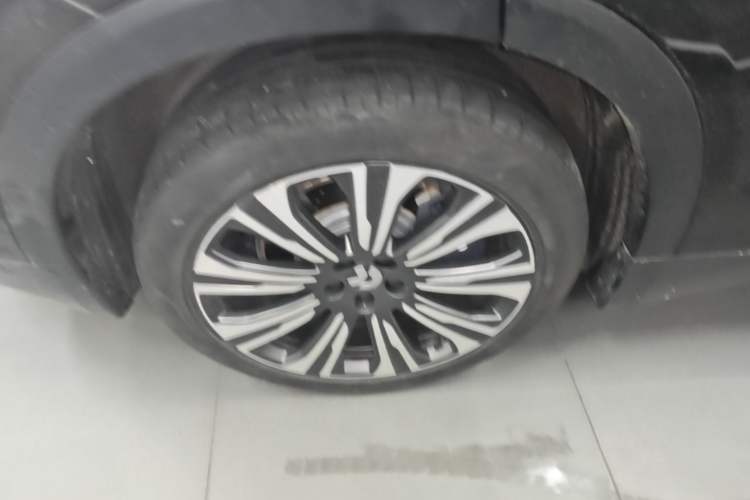Used Nio ES8 2023 75 kWh Right Rear Wheel Hub