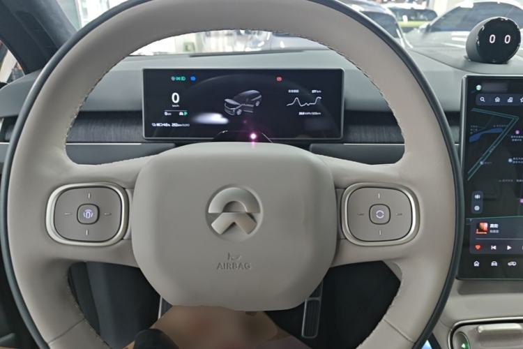 Used Nio ES8 2023 100kWh Signature Edition Steering Wheel