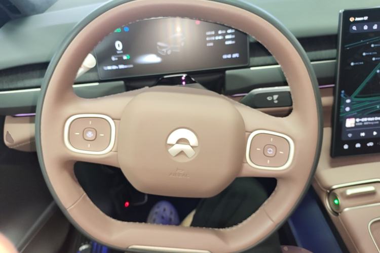 Used Nio ES8 2023 100kWh Steering Wheel