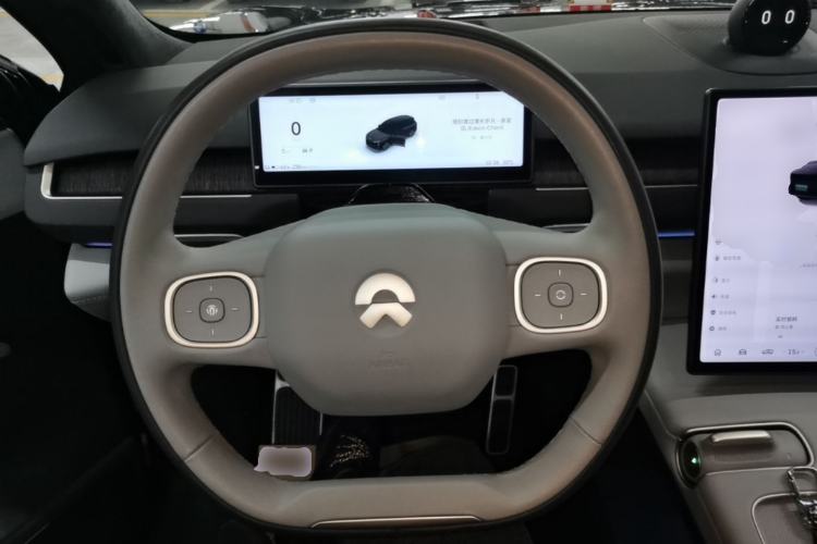 Used Nio ES8 2023 100kWh Signature Edition Steering Wheel