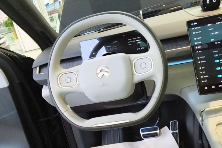 Used Nio ES8 2023 100kWh Steering Wheel
