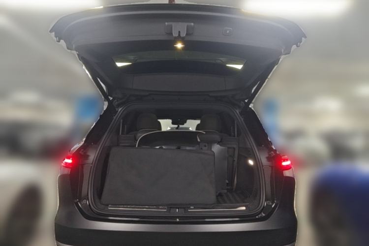 Used Nio ES8 2023 75 kWh Trunk