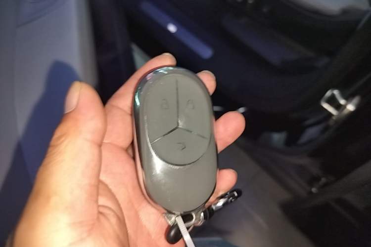 Used Nio ES8 2023 75 kWh Vehicle Key