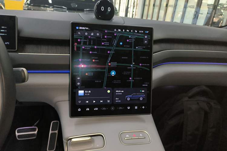 Used Nio ES8 2023 75 kWh Audio And AC Panel