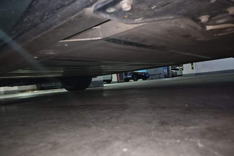 Used Nio ES8 2023 75 kWh Executive Edition Chassis Front Right