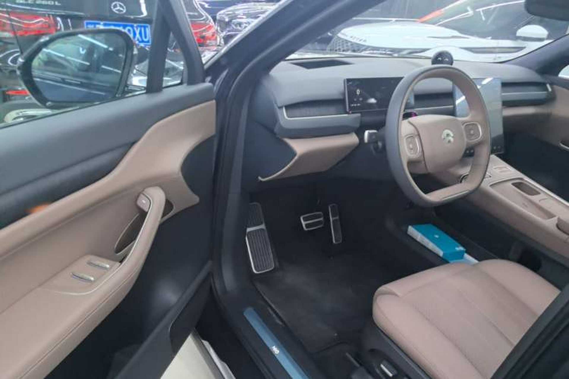 Used Nio ES8 2023 75 kWh Driver Seat