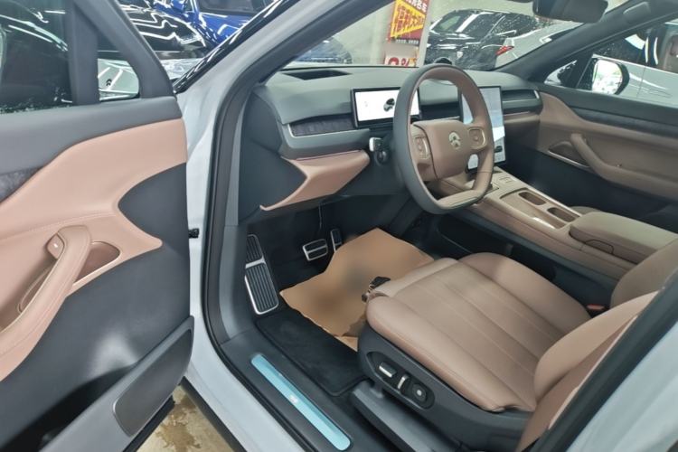 Used Nio ES8 2023 100kWh Signature Edition Driver Seat
