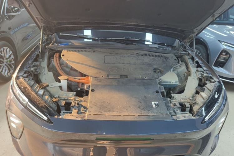 Used Nio ES8 2023 75 kWh Executive Edition Engine Bay
