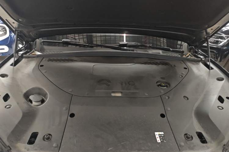 Used Nio ES8 2023 75 kWh Executive Edition Engine Bay