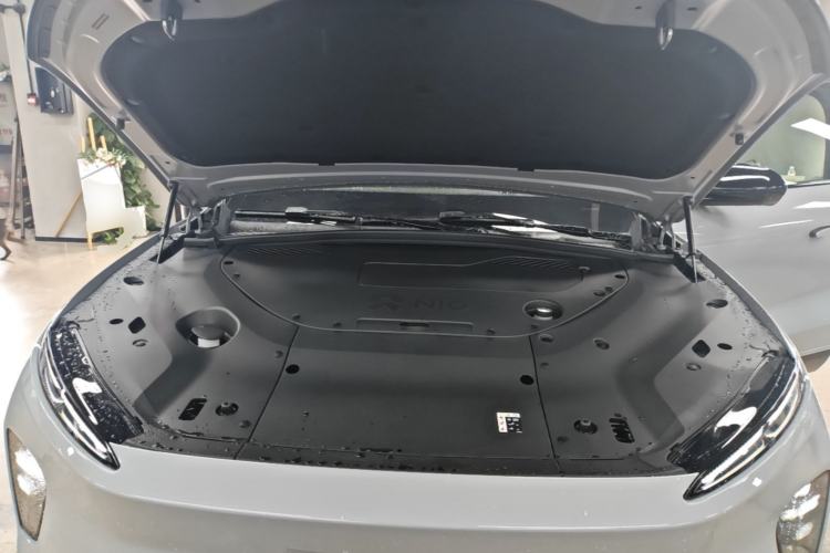 Used Nio ES8 2023 100kWh Signature Edition Engine Bay
